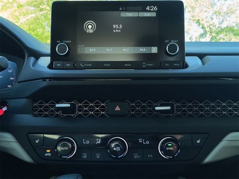 New 2025 Honda Accord SE image 8