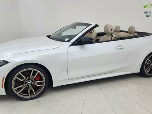 Used 2024 BMW M440i Convertible w/ Premium Package RWD image 16