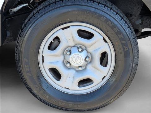 Used 2014 Toyota Tacoma 2WD Regular Cab image 20