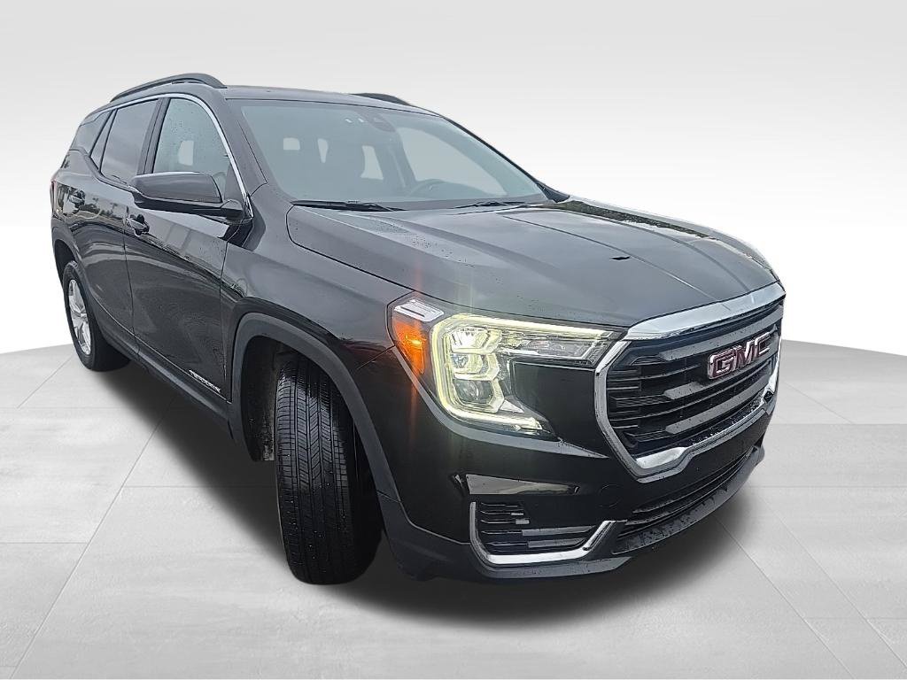 Certified 2024 GMC Terrain SLE w/ Driver Convenience Package FWD image 7