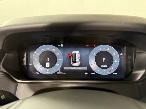 New 2026 Land Rover Range Rover Velar Dynamic SE AWD/4WD image 16