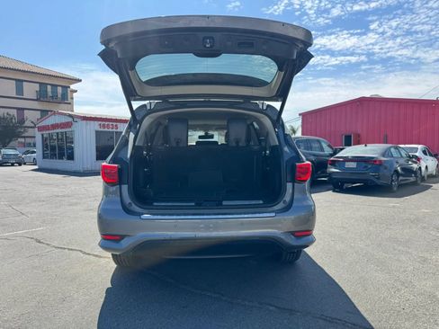 Used 2019 INFINITI QX60 Luxe w/ Essential Package FWD image 7