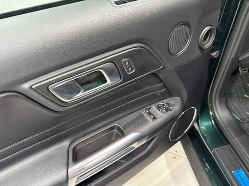 Used 2019 Ford Mustang Bullitt RWD image 9