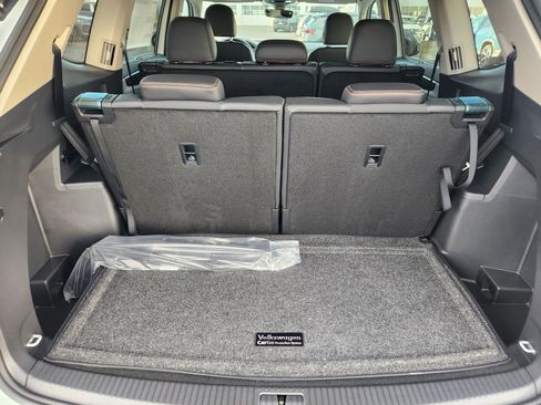 New 2026 Volkswagen Atlas Peak Edition AWD/4WD image 27