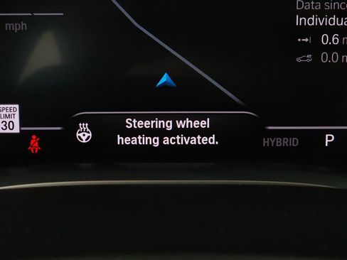 Used 2020 BMW 745e xDrive image 22