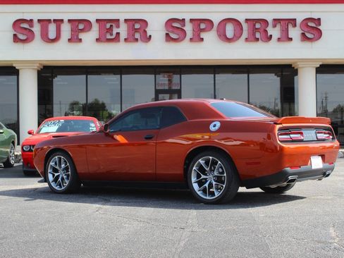 Used 2020 Dodge Challenger GT RWD image 5