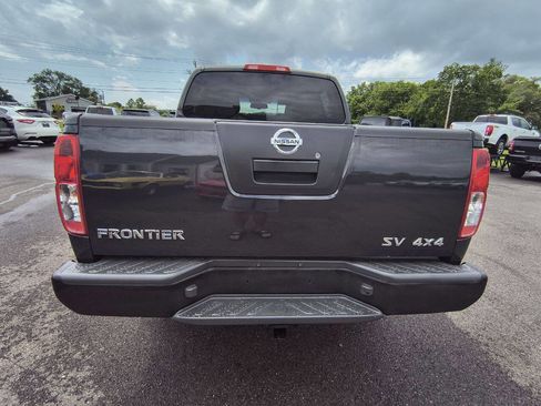 Used 2012 Nissan Frontier SV w/ SV Premium Utility Pkg image 7