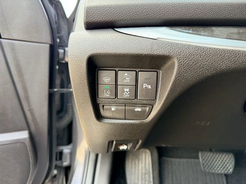 Used 2018 Acura TLX V6 w/ Advance Package FWD image 15