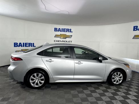 Used 2024 Toyota Corolla LE FWD image 6