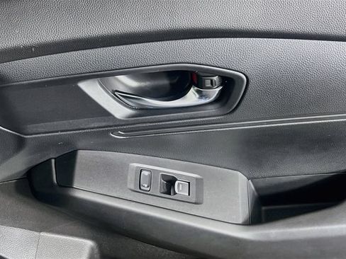 Used 2023 Honda Accord LX image 32