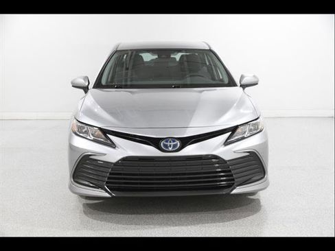 Used 2024 Toyota Camry LE image 2