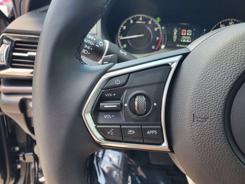 Used 2025 Acura RDX SH-AWD image 25