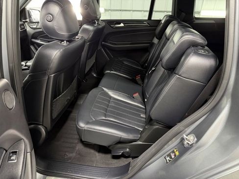 Used 2019 Mercedes-Benz GLS 450 4MATIC image 11