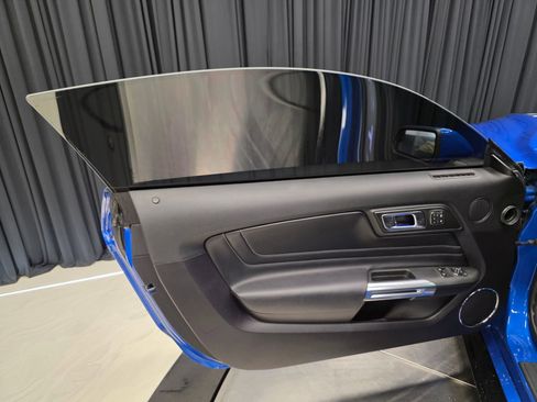 Used 2019 Ford Mustang GT Premium w/ GT Performance Package RWD image 18
