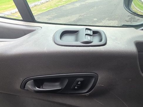 Certified 2020 Ford Transit 250 148 High Roof Extended RWD image 17