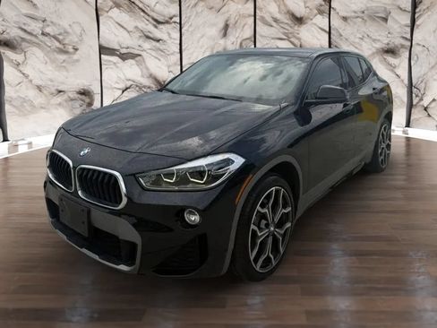 Used 2018 BMW X2 xDrive28i w/ M SportX Package AWD/4WD image 3