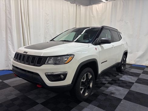 Used 2018 Jeep Compass Trailhawk w/ Navigation Group image 2
