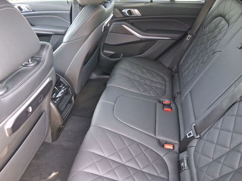 Used 2024 BMW X5 xDrive40i w/ M Sport Package image 29