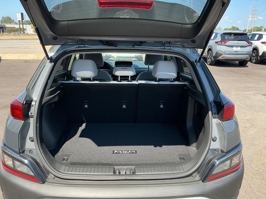 Used 2023 Hyundai Kona SEL w/ Convenience Package FWD image 11