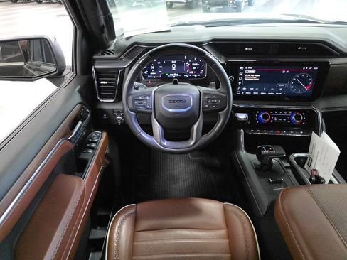 Used 2024 GMC Sierra 1500 Denali Ultimate image 13