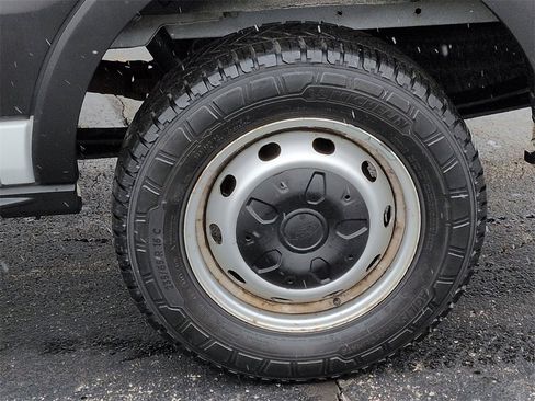 Used 2019 Ford Transit 250 130 Low Roof image 18