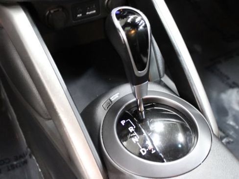 Used 2013 Hyundai Veloster Turbo FWD image 15