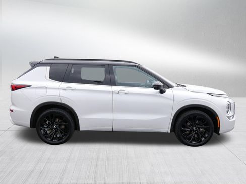 Used 2022 Mitsubishi Outlander SEL AWD/4WD image 8