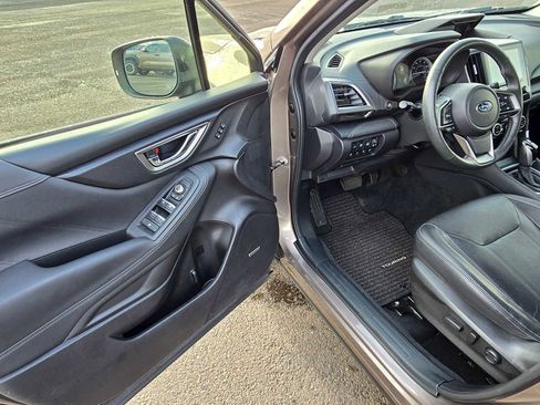 Used 2023 Subaru Forester Touring AWD/4WD image 21