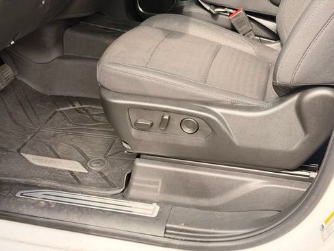 Used 2025 Chevrolet Silverado 1500 LT w/ Convenience Package II AWD/4WD image 23
