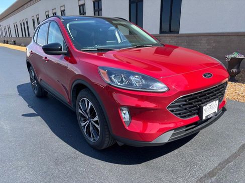 Used 2021 Ford Escape SEL w/ SEL Stealth AWD Package image 2