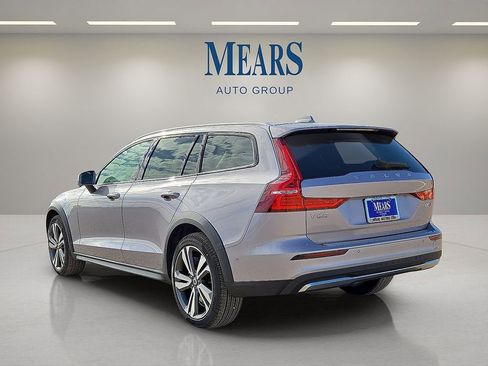 New 2026 Volvo V60 B5 Cross Country Plus w/ Protection Package Premier image 3
