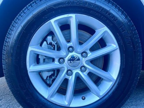 Used 2020 Dodge Grand Caravan SXT image 23