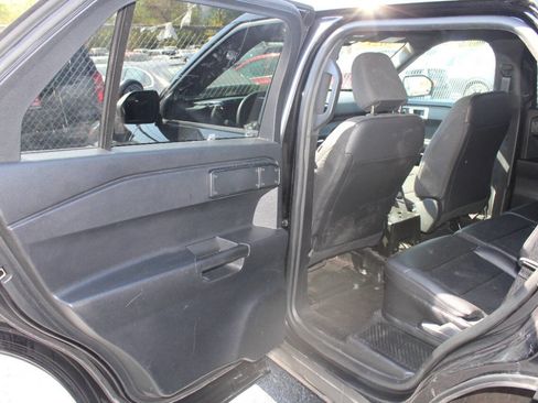 Used 2021 Ford Explorer 4WD Police Interceptor image 12