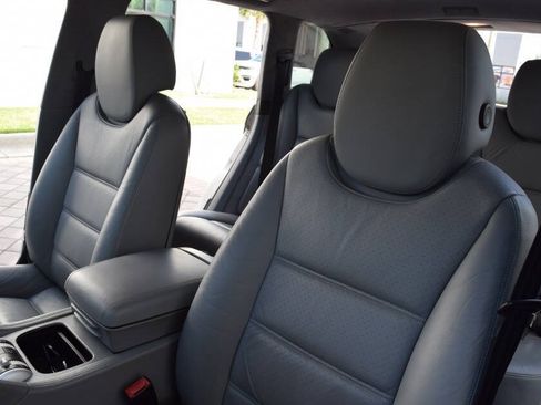 Used 2004 Porsche Cayenne Turbo AWD/4WD image 39