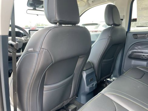 New 2025 Ford Maverick Lobo image 51