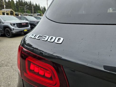 Used 2020 Mercedes-Benz GLC 300 4MATIC image 11