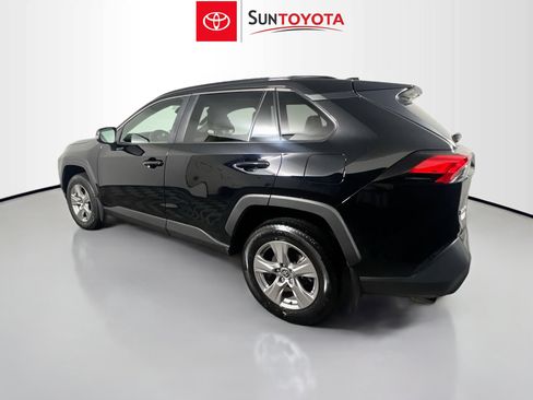 Used 2025 Toyota RAV4 XLE image 6