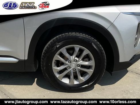 Used 2019 Hyundai Santa Fe SE AWD/4WD image 9