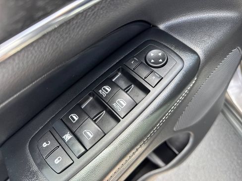 Used 2015 Jeep Grand Cherokee Limited AWD/4WD image 11