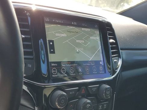 Used 2021 Jeep Grand Cherokee Laredo X RWD image 25