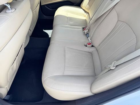 Used 2015 Hyundai Genesis 3.8 RWD image 29