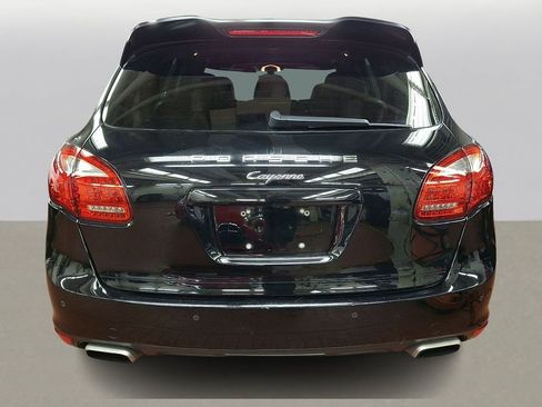 Used 2014 Porsche Cayenne AWD/4WD image 4