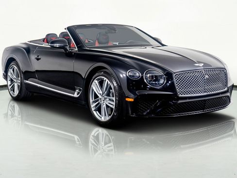 Used 2023 Bentley Continental GT V8 image 6