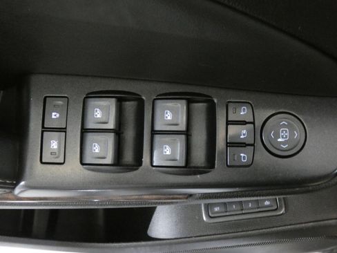 Used 2020 GMC Yukon XL SLT w/ Open Road Package image 23