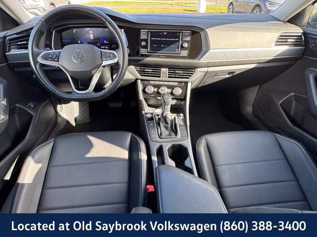 Certified 2023 Volkswagen Jetta SE FWD image 13