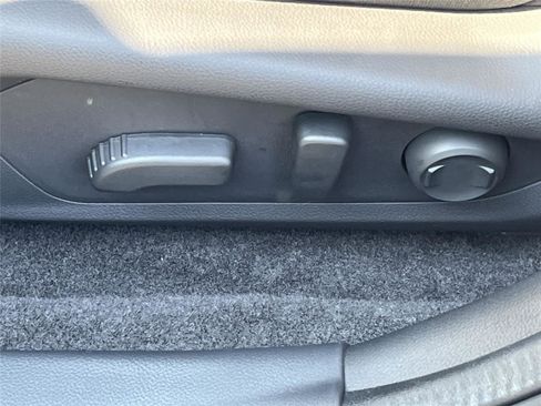 New 2026 Subaru Crosstrek 2.5i Limited image 13