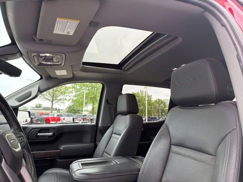 Used 2019 GMC Sierra 1500 Denali w/ Denali Ultimate Package AWD/4WD image 3