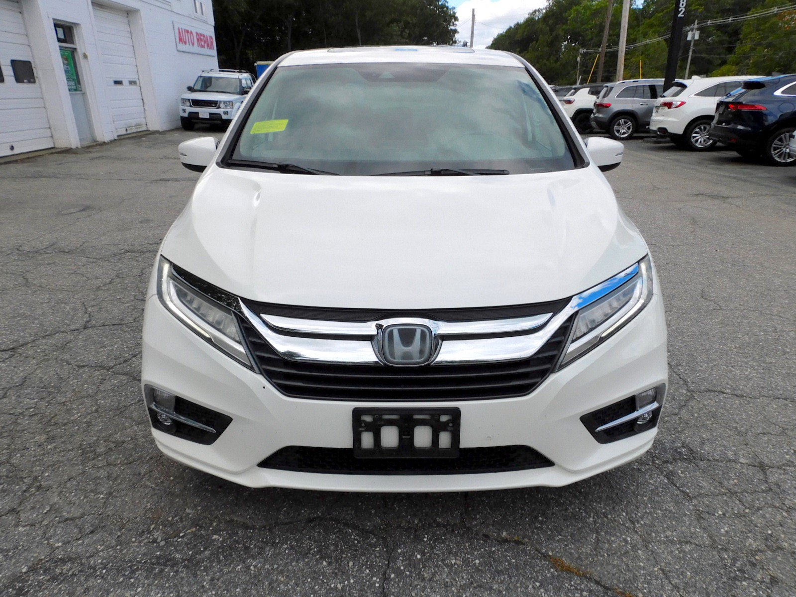Used 2018 Honda Odyssey Elite image 8