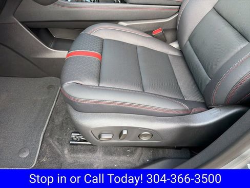 New 2026 Chevrolet Traverse RS w/ LPO, Floor Liner Package AWD/4WD image 13