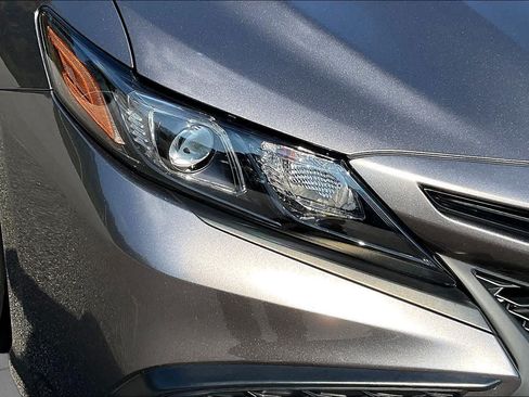 Used 2023 Toyota Camry SE FWD image 27